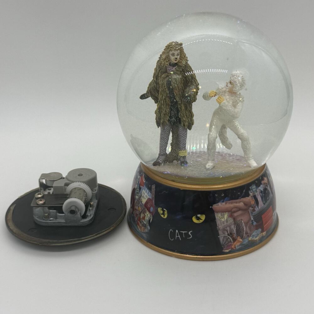 NO BUBBLE Rare Cats Musical Snow Globe San Francisco Music Box Co Grizabella